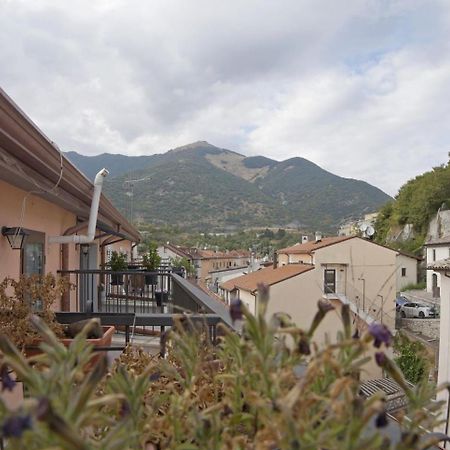 Casa Vacanze Donna Lucia Castel Di Sangro Exterior foto